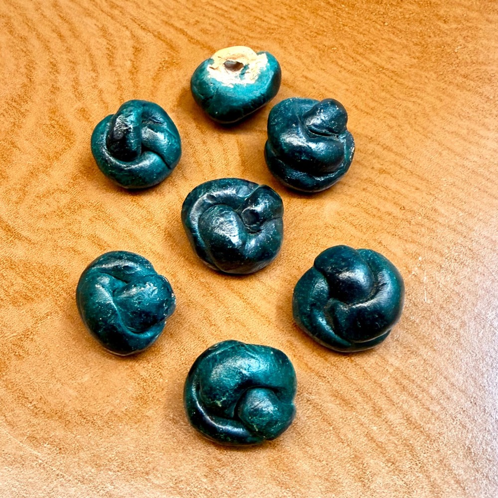 Vintage Handmade pottery Knot Buttons Set of 7 Teal Green Sculptural Shank 1in - Picture 2 of 6